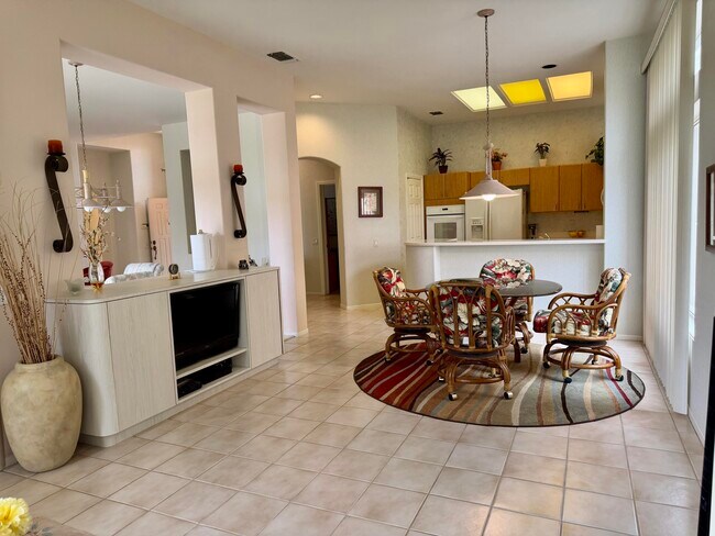 Building Photo - 78250 Willowrich Dr