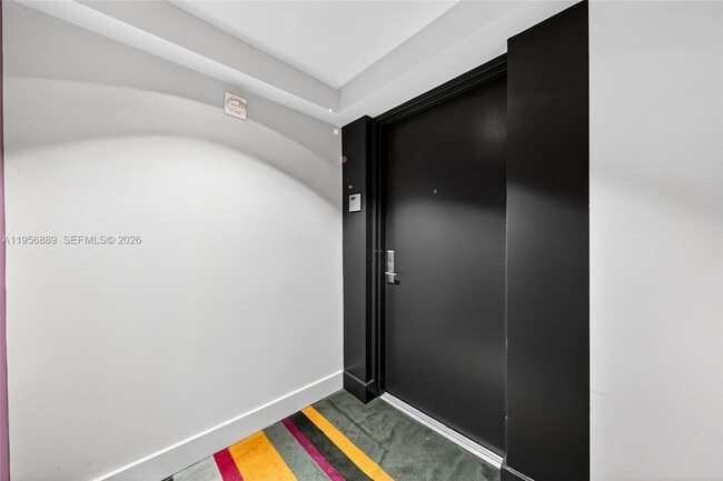 Building Photo - 500 Brickell Ave