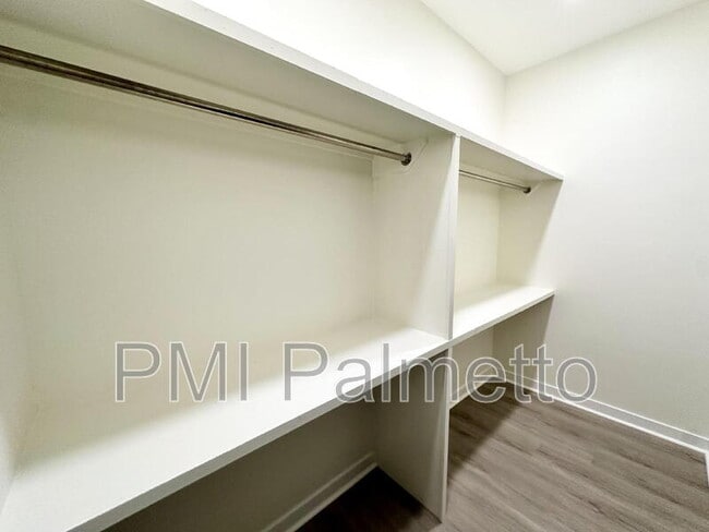 Building Photo - 1121 Zeigler St