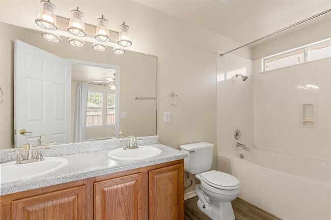 Building Photo - 7400 Cayenne Ln