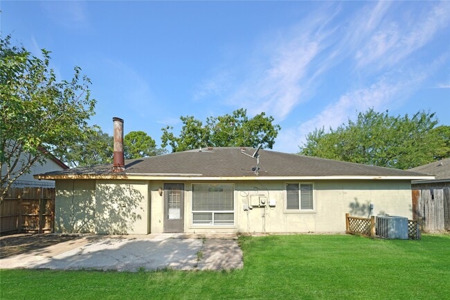 Building Photo - 21738 Dovington Ct