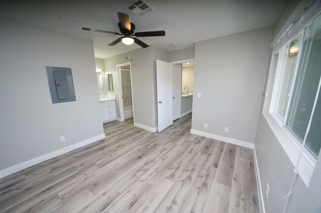 Building Photo - 3682 Melonies Dr