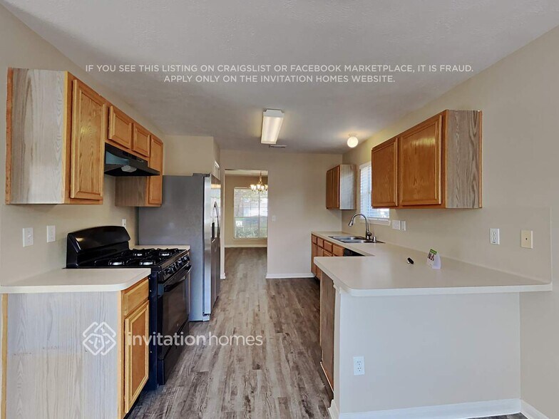 Building Photo - 18203 Gravenhurst Ln