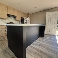 Building Photo - 219 Eagle Dr