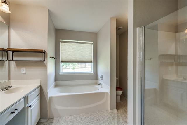 Building Photo - 2412 Heads And Tails Ln