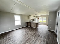 Building Photo - ** ONE MONTH FREE RENT **