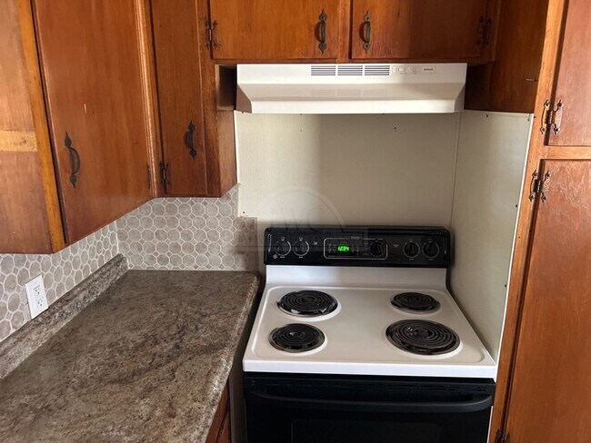 Building Photo - 1501 Richard Dr