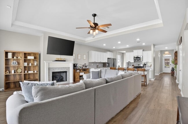 Building Photo - 7905 Camellia Bud Ct