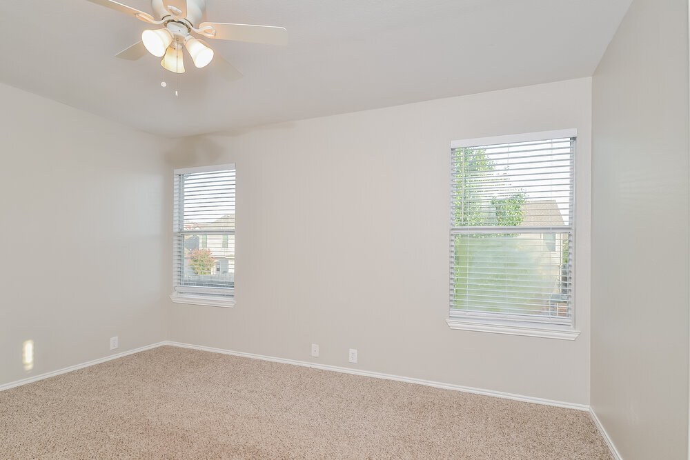 Building Photo - 908 Chickesaw Ln