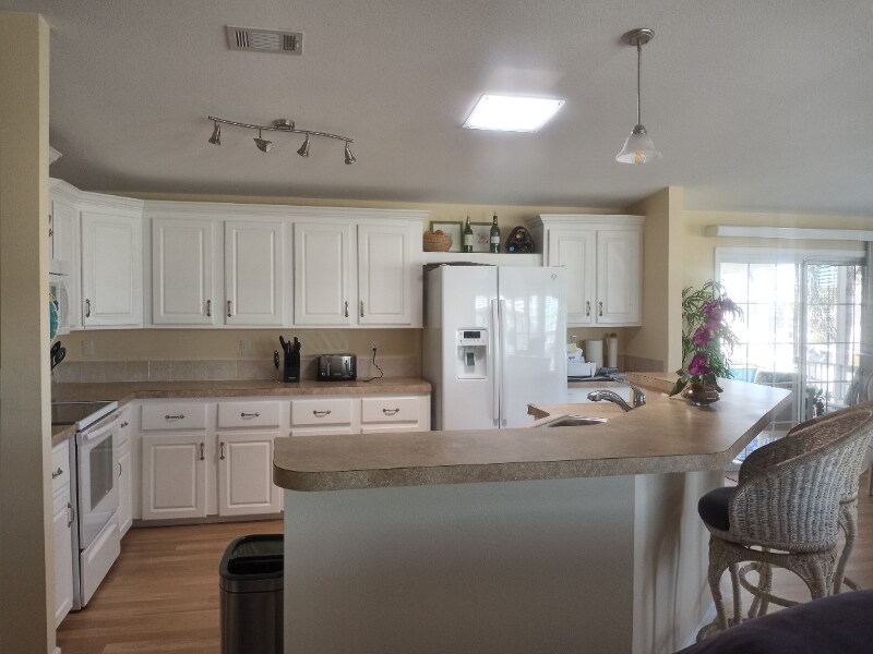 Building Photo - 31 Emden Cir