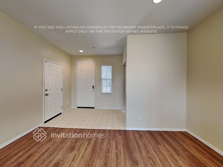 Building Photo - 16467 El Revino Dr