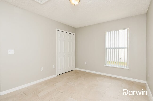 Building Photo - 1075 Ronlin St