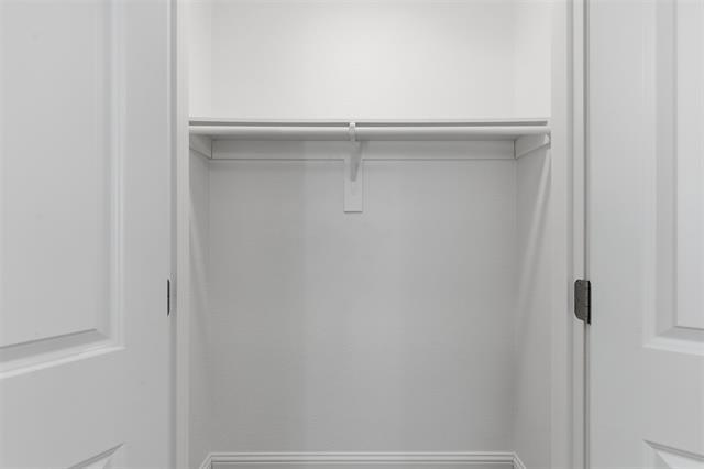 Building Photo - 802-804-804 N Broughton St