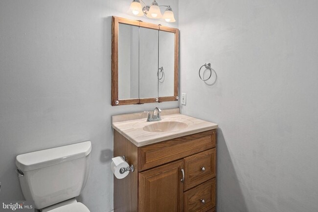 Building Photo - 5941 Iron Frame Way