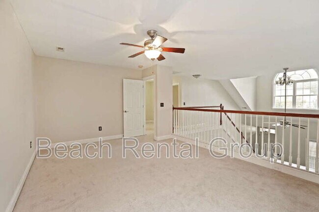 Building Photo - 3540 Brampton Dr