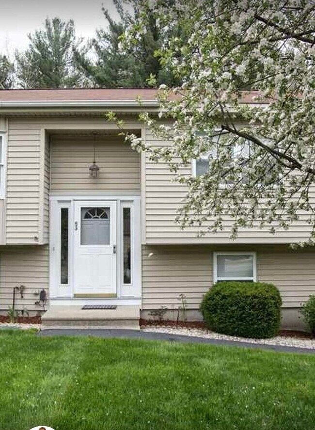 Building Photo - 53 Back River Rd