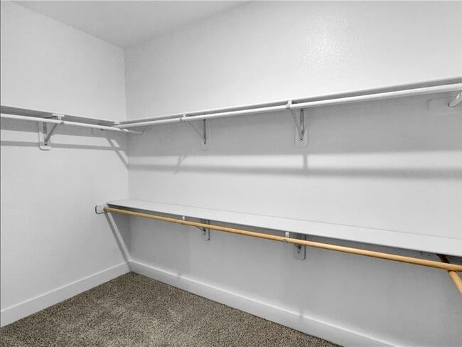 Building Photo - 201 Collie Ave