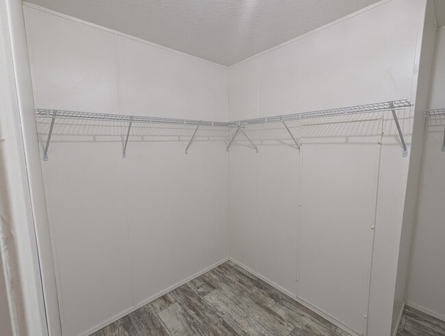 Building Photo - 6806 Pearson Ln