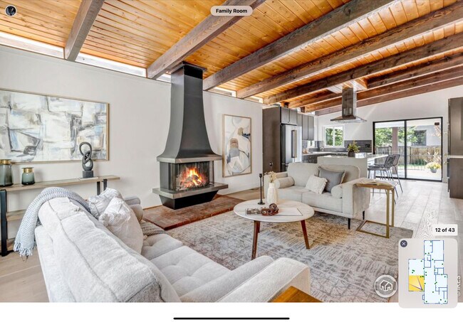 Building Photo - 2357 Grove St