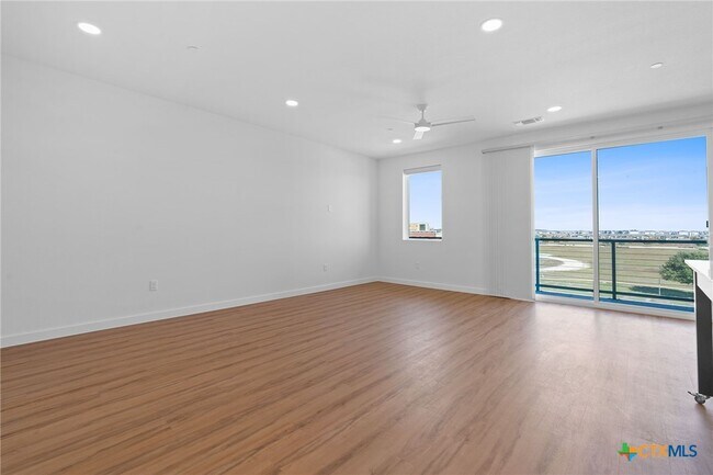 Building Photo - 2165 Gabriels Pl