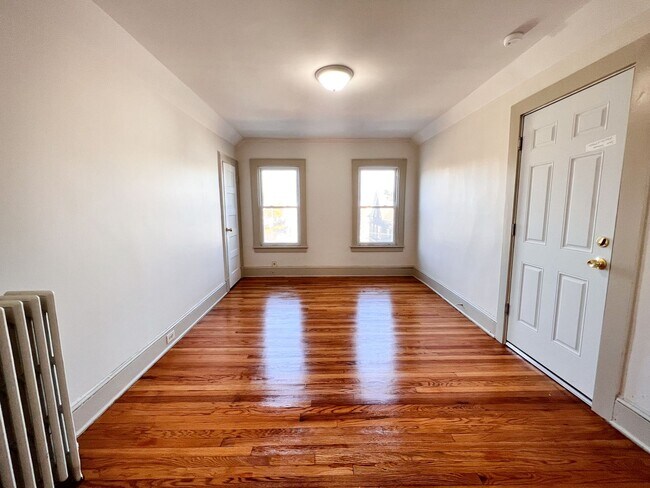 Building Photo - 111-115 Lincoln St / Owen Properties, LLC