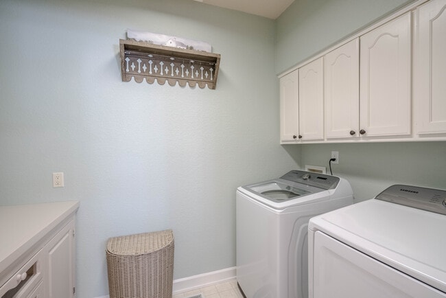 Building Photo - 14 Trapo Ln