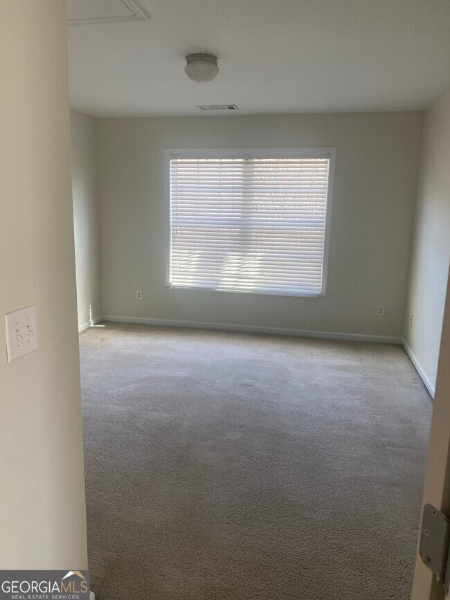 Building Photo - 539 Greyhawk Way