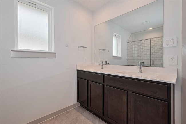 Building Photo - 29518 Paytons Park Ct