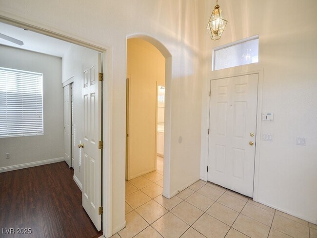 Building Photo - 10325 Whispy Willow Way