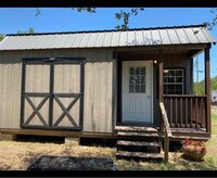 Building Photo - 1900 Lake Park Dr