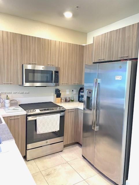 Building Photo - 6410 NW 102nd Path