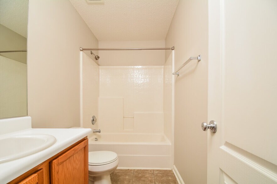 Building Photo - 2766 Windchase Dr