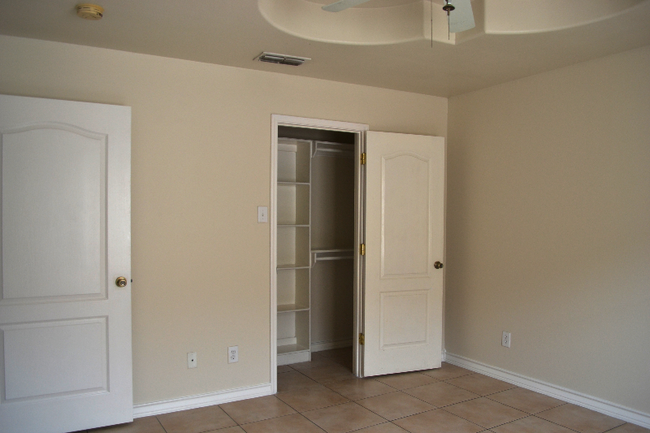 Building Photo - 5310 Marcella Ave