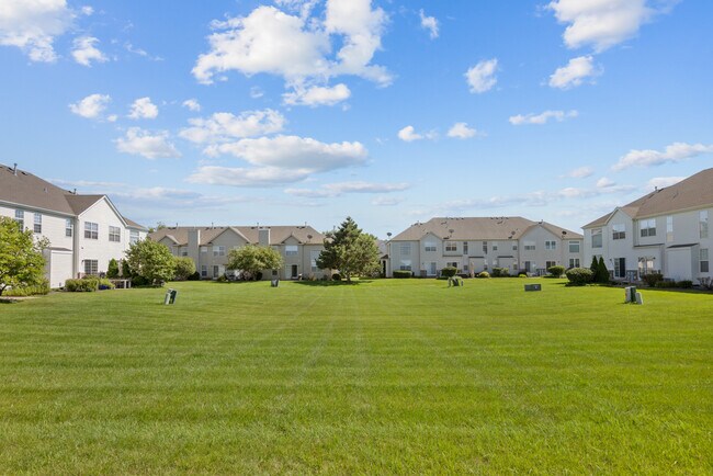 Building Photo - 23932 McMullin Cir