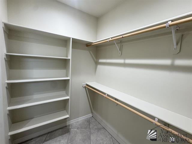 Building Photo - 3400 S Ave 7 E