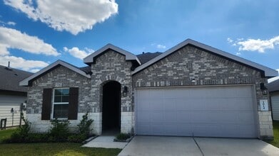 Building Photo - 1014 Sycamore Dr