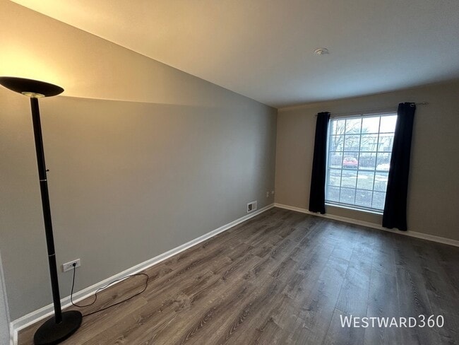 Building Photo - 5501 Carriage Way Dr