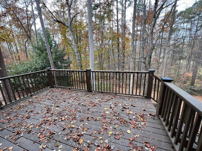 Building Photo - 7115 Red Fox Ln