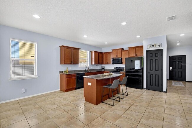 Building Photo - 653 Petal Mist Ln