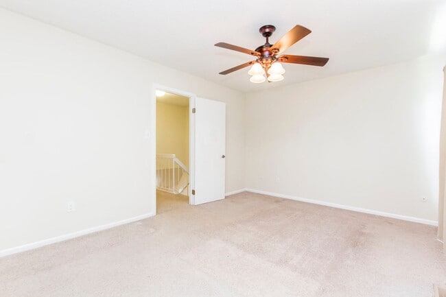 Building Photo - Your Dream Home in Virginia Beach Awaits!