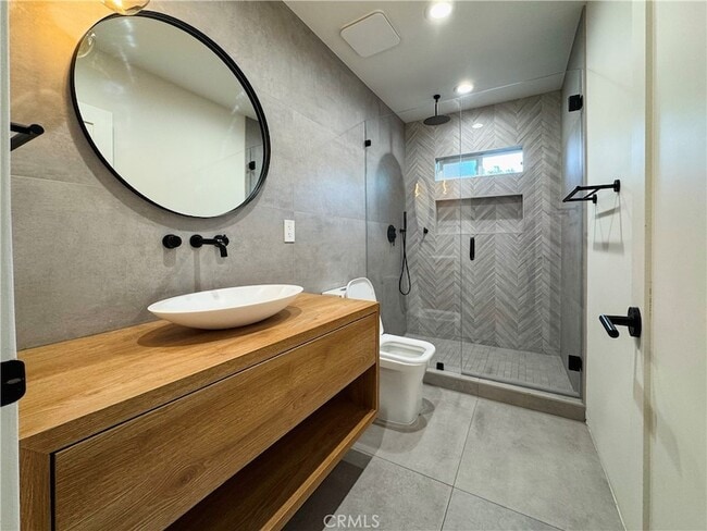 Building Photo - 22539 Dolorosa St