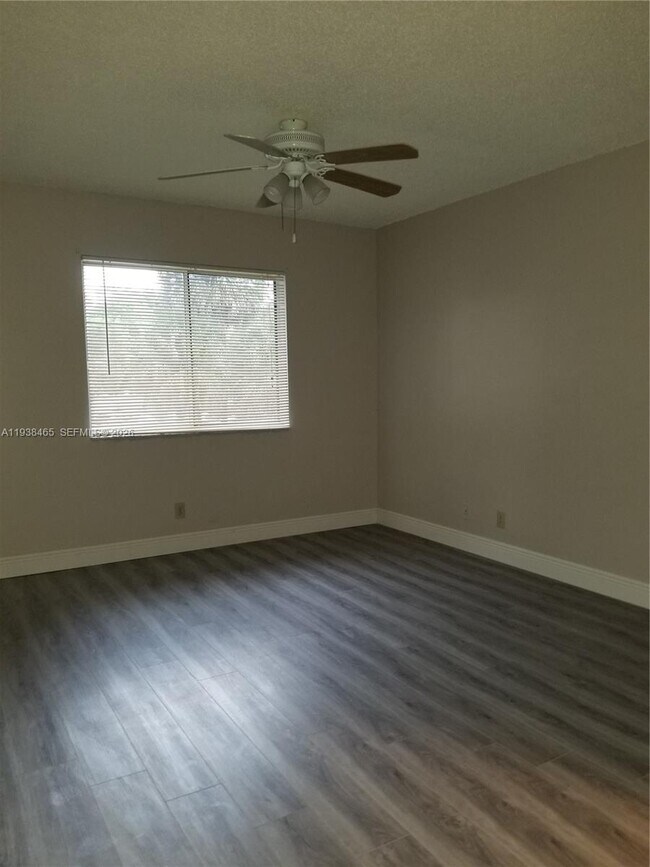 Building Photo - 13952 SW 91st Terrace