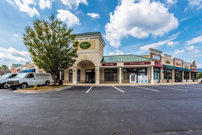Building Photo - Elevator Condo in Frederick Pent House Level