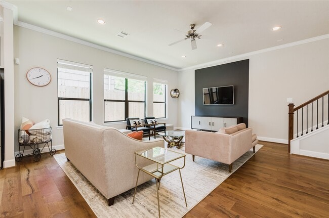 Building Photo - 4014 Woodhead St