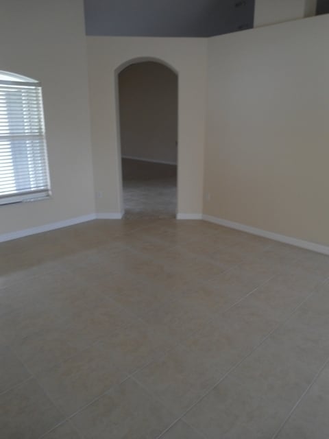 Building Photo - 4 Bedroom 3 Bath Home - Kissimmee ~ Southp...