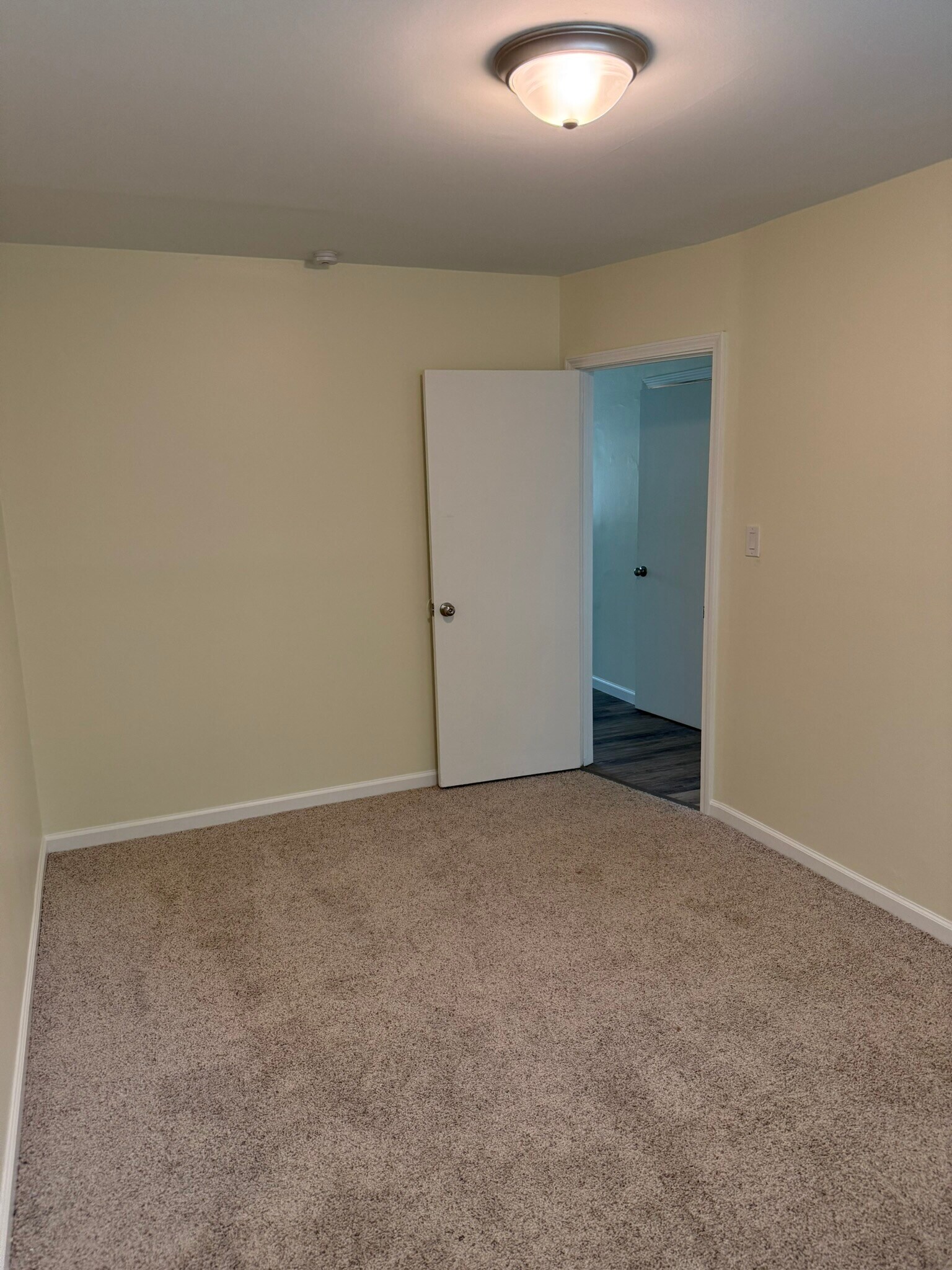 Bedroom 1 - 922 Kramer Ave