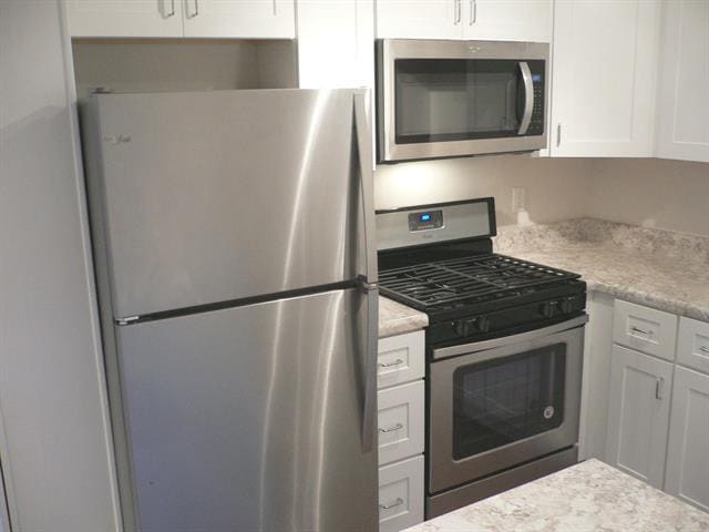 Building Photo - 9820 Park Ln Pl