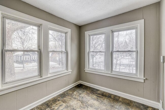 Building Photo - 3511 N 6th St