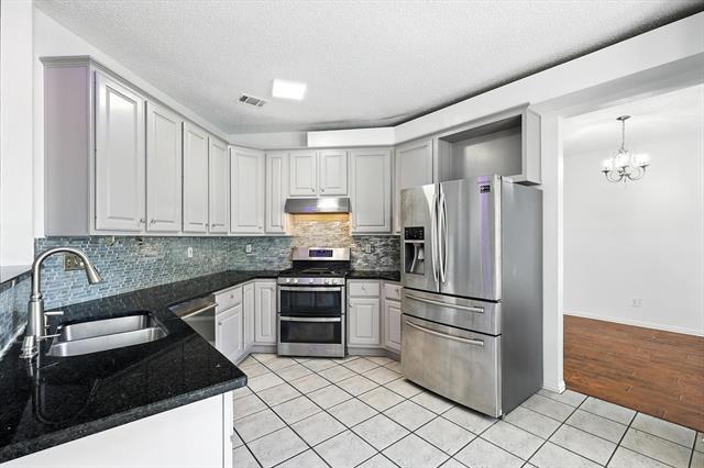 Building Photo - 1717 Newton Dr