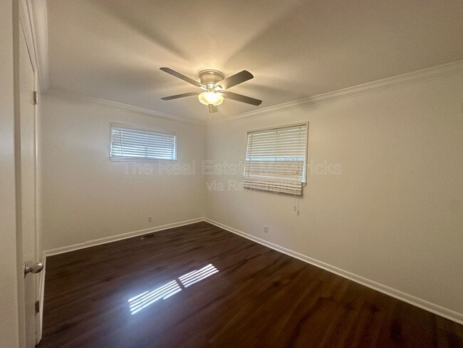 Building Photo - 1763 Whiteoak Rd